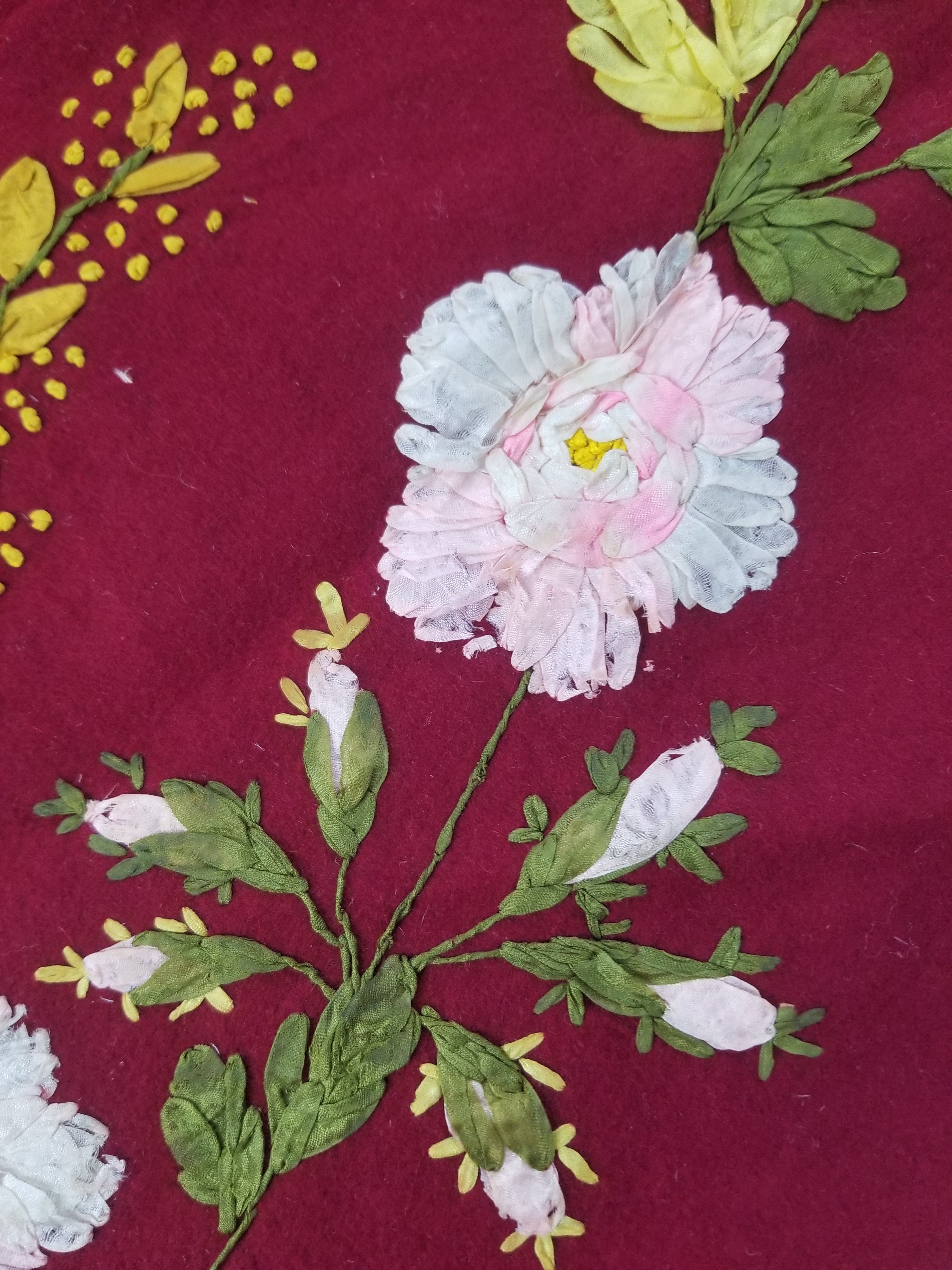 Vintage European Ribbonwork Embroidered Floral Tablecloth 120x120cm