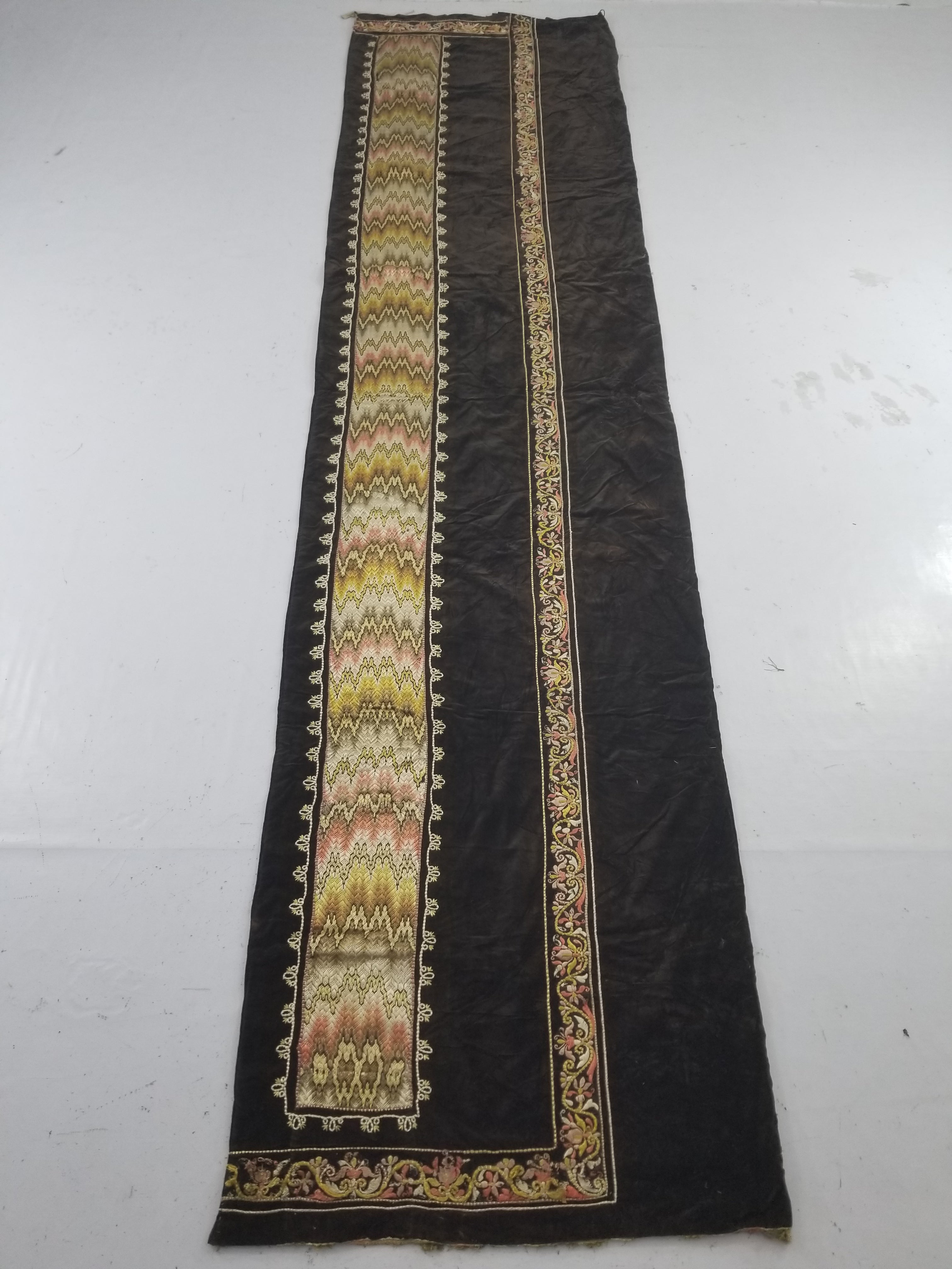 Antique Rare Italian Flame Stitch Velvet Textile Runner 310x76cm