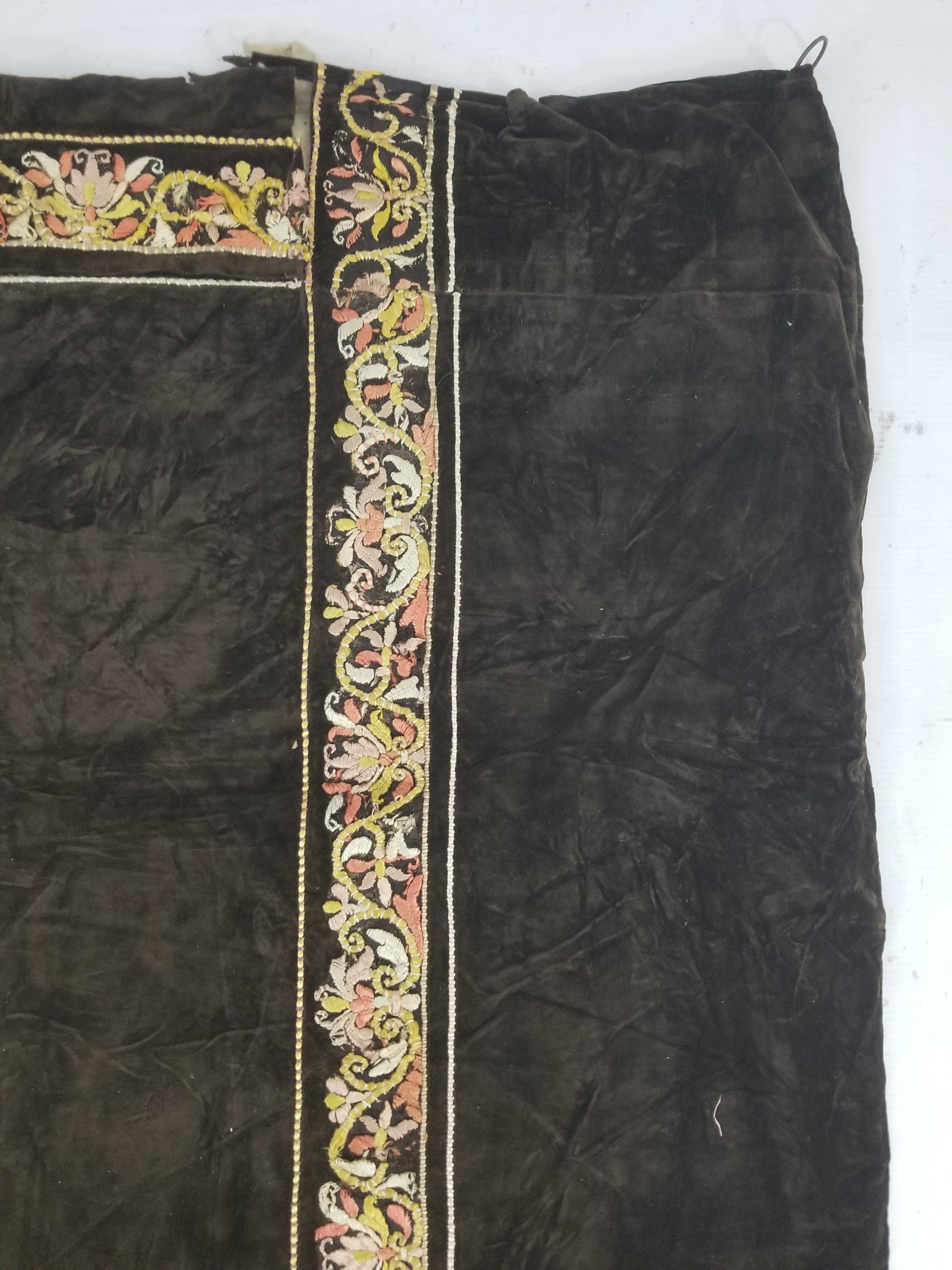 Antique Rare Italian Flame Stitch Velvet Textile Runner 310x76cm