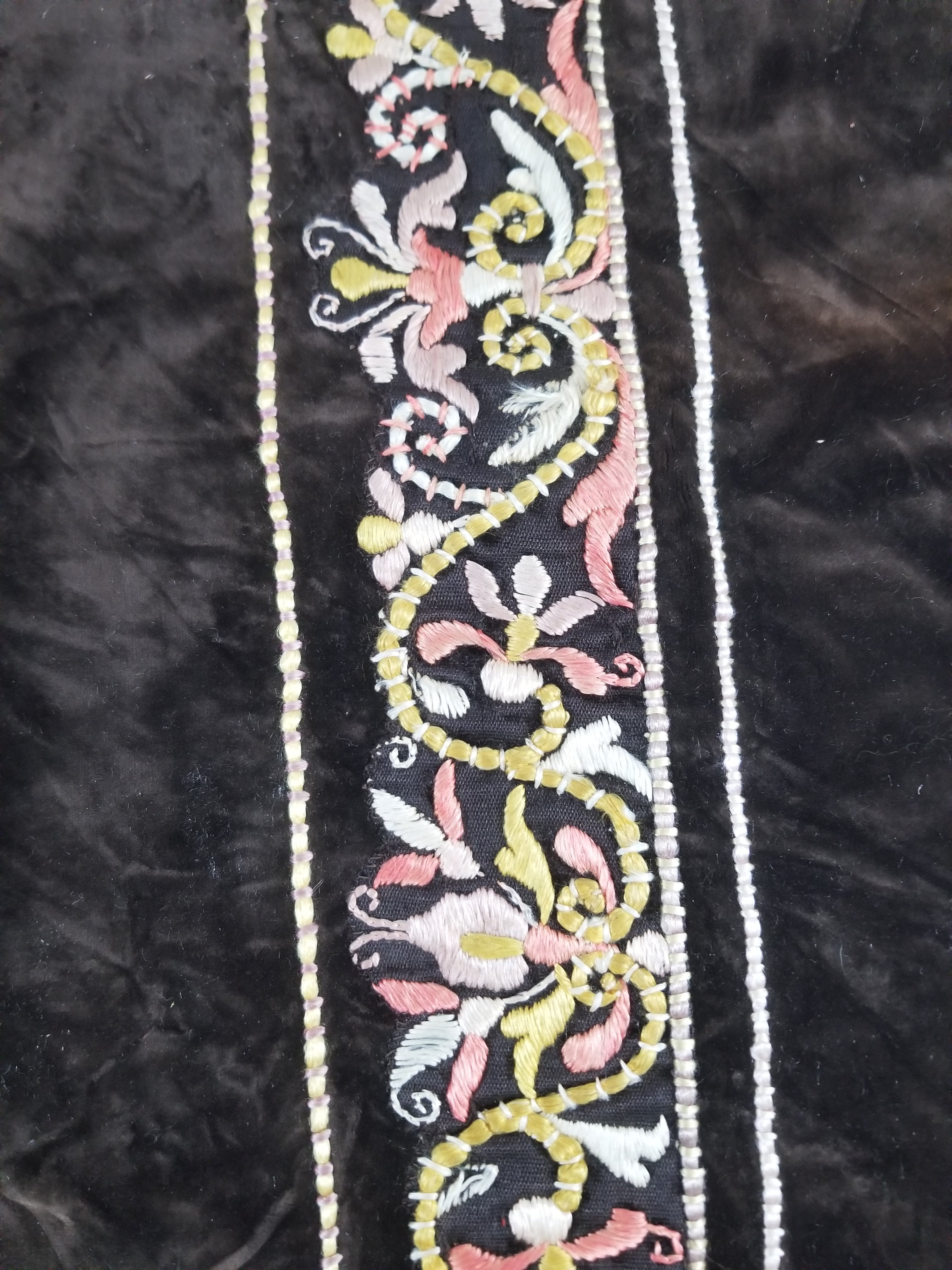 Antique Rare Italian Flame Stitch Velvet Textile Runner 310x76cm