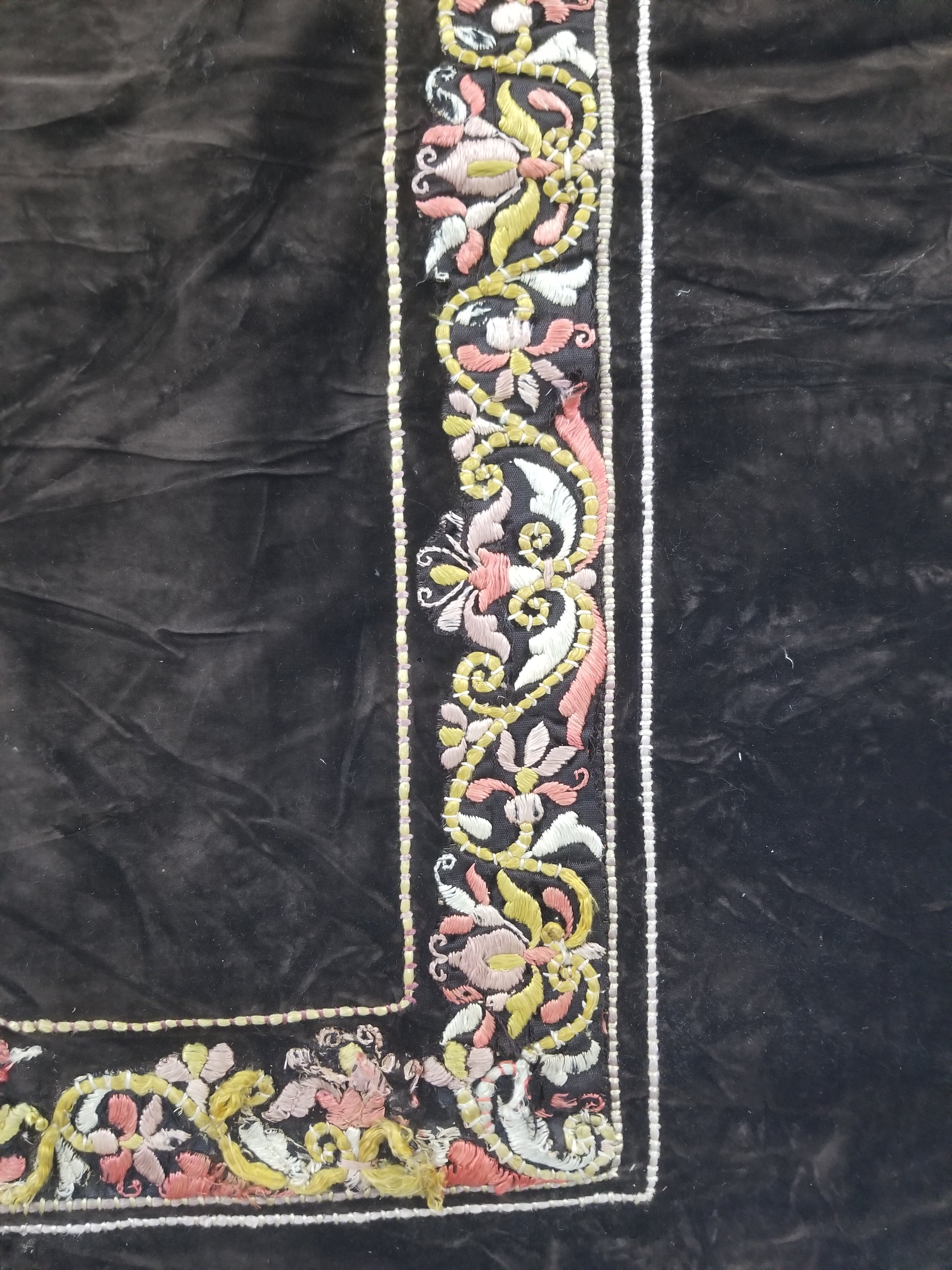 Antique Rare Italian Flame Stitch Velvet Textile Runner 310x76cm