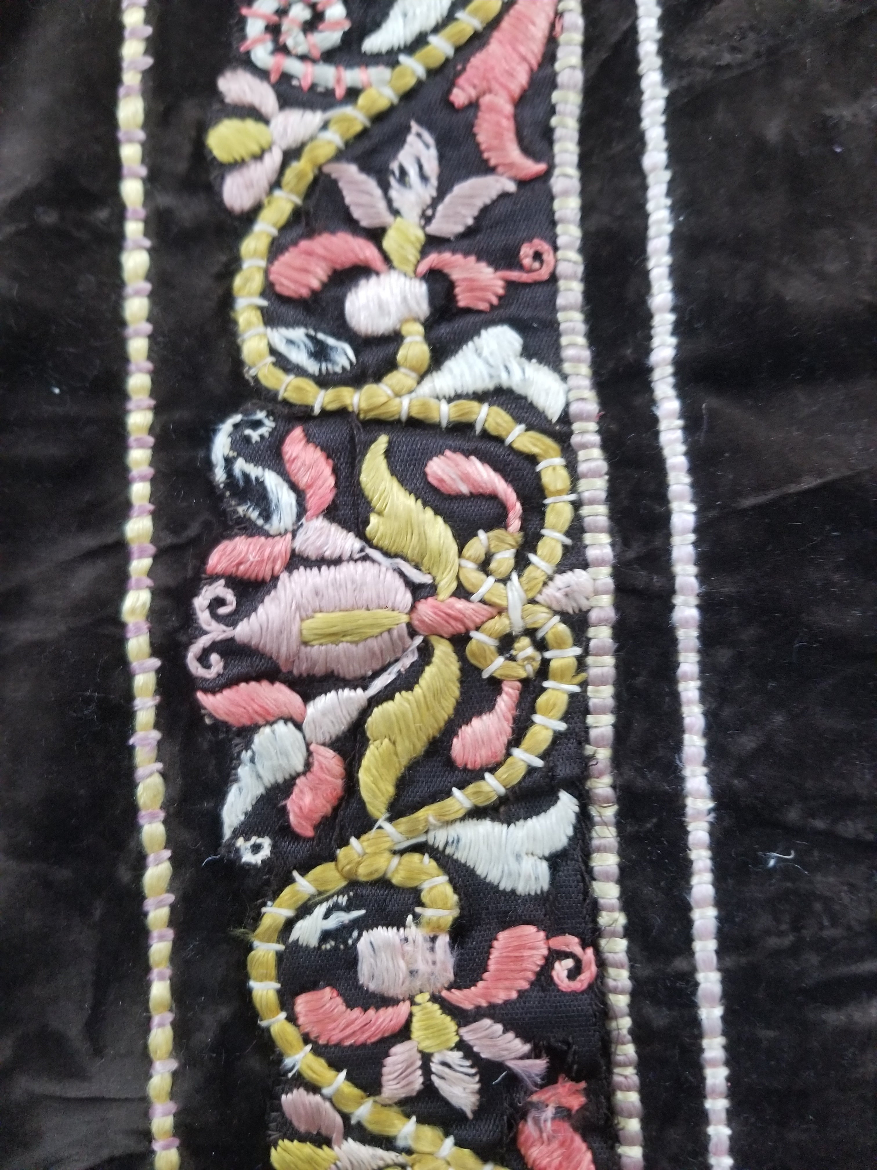 Antique Rare Italian Flame Stitch Velvet Textile Runner 310x76cm