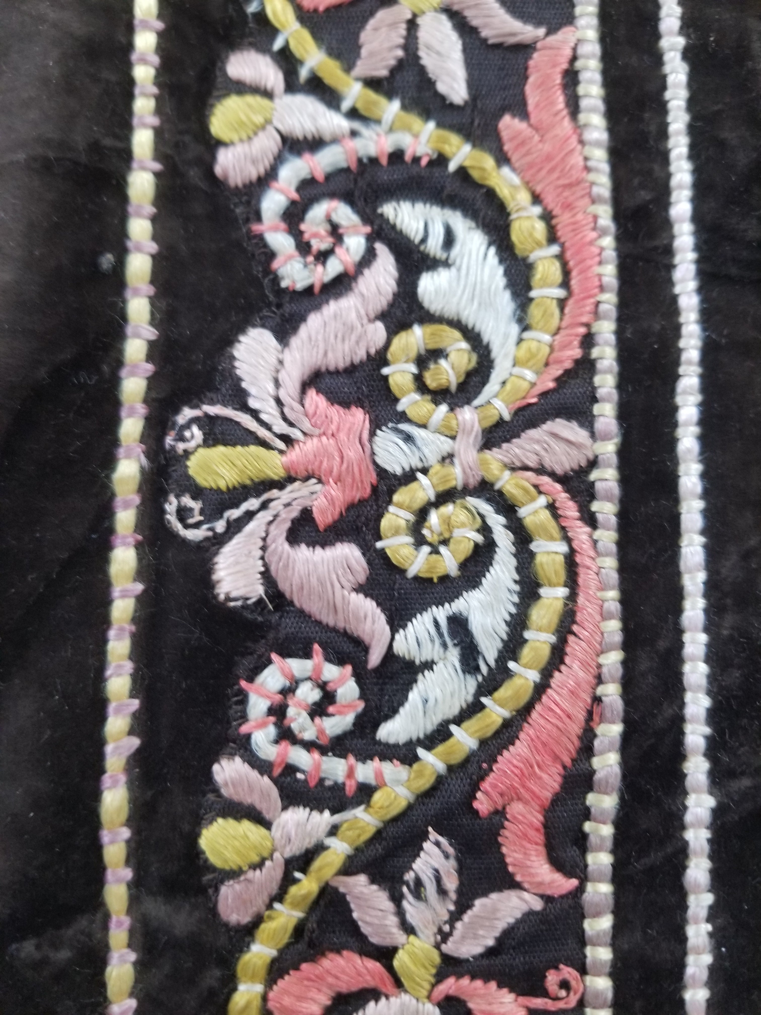 Antique Rare Italian Flame Stitch Velvet Textile Runner 310x76cm