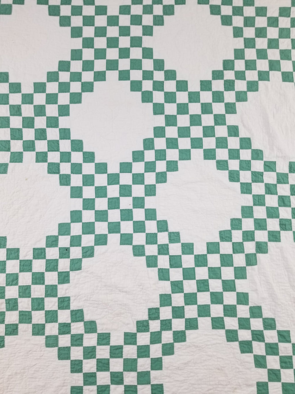 Vintage Handmade Double Irish Chain Pattern Patchwork Quilt/Bedspread 212x193cm