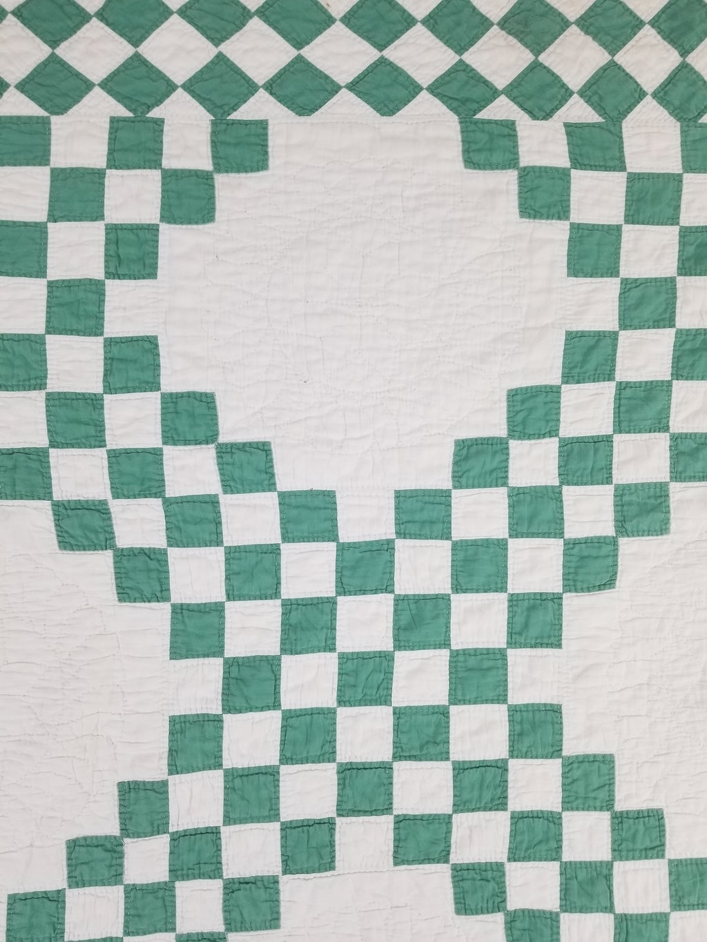Vintage Handmade Double Irish Chain Pattern Patchwork Quilt/Bedspread 212x193cm