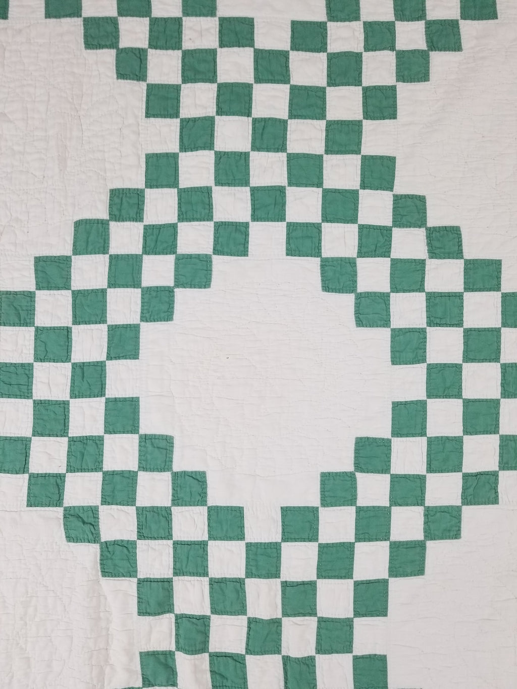 Vintage Handmade Double Irish Chain Pattern Patchwork Quilt/Bedspread 212x193cm