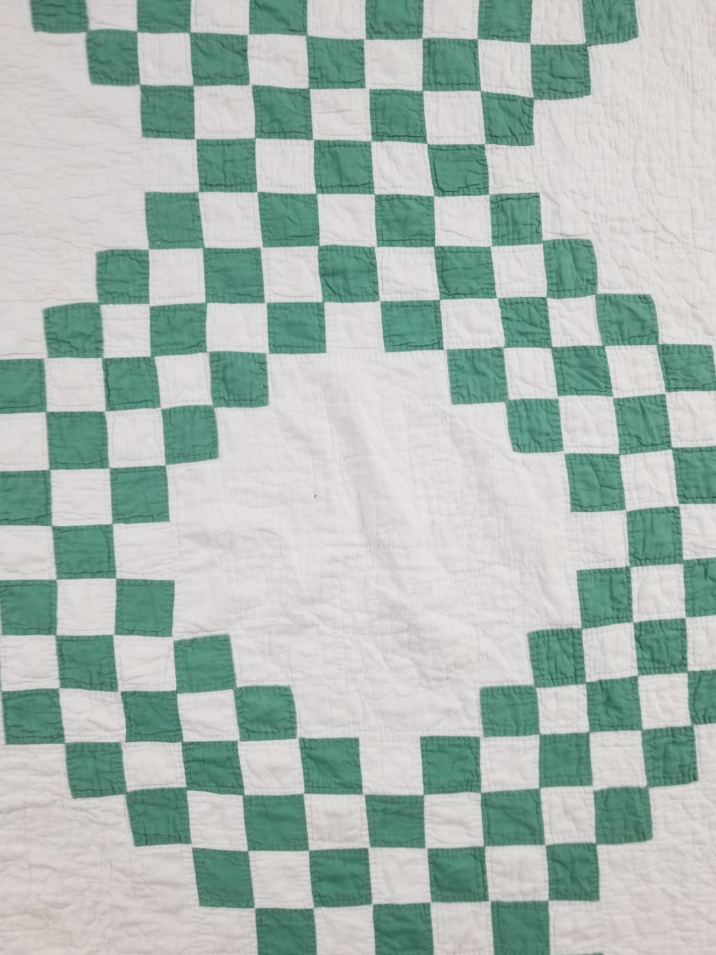 Vintage Handmade Double Irish Chain Pattern Patchwork Quilt/Bedspread 212x193cm