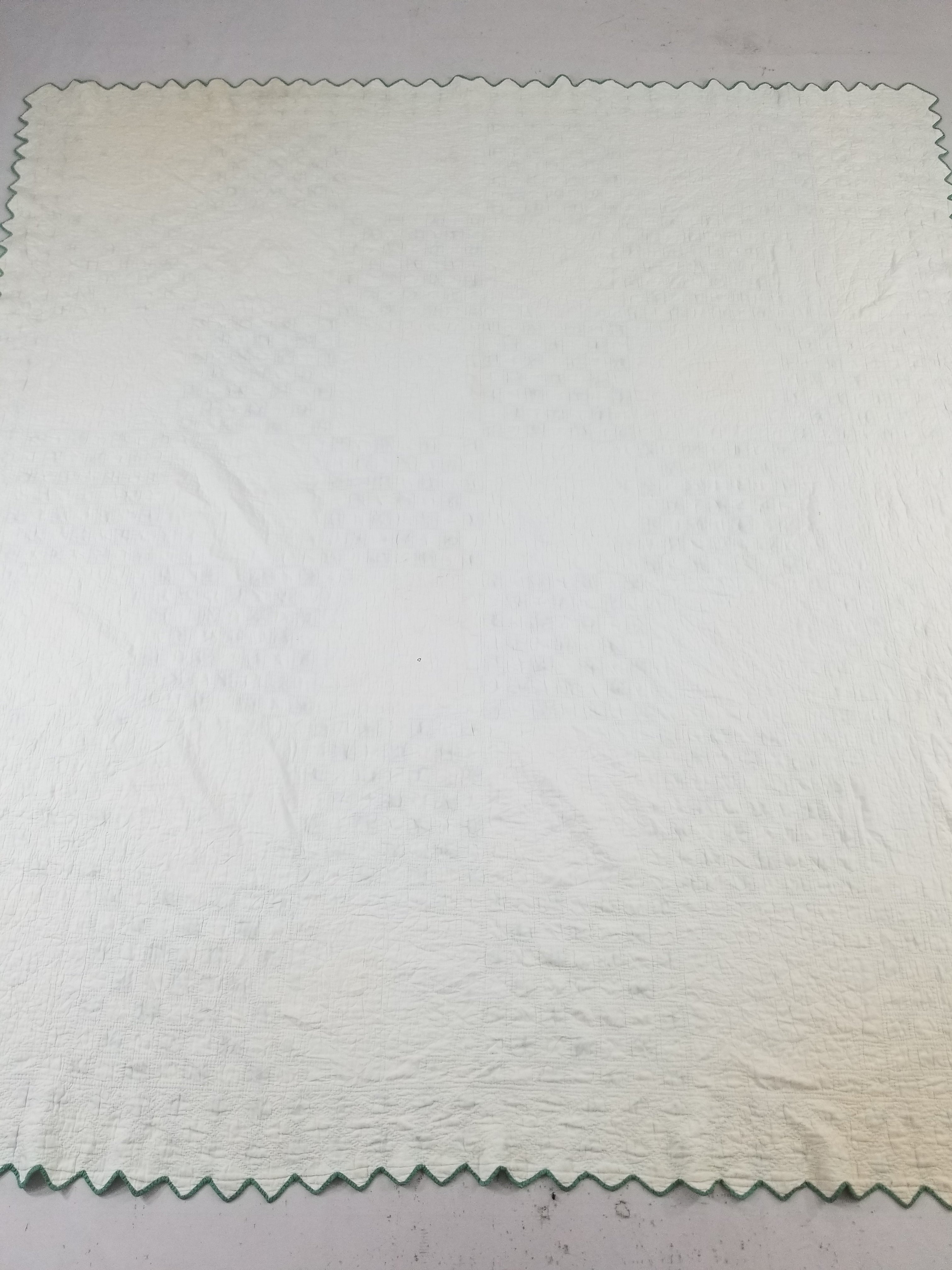 Vintage Handmade Double Irish Chain Pattern Patchwork Quilt/Bedspread 212x193cm